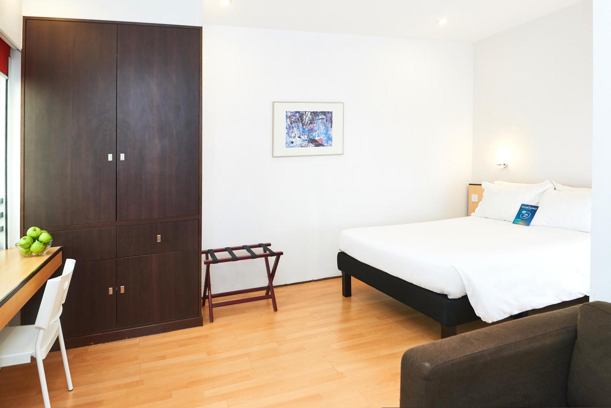 Hotel Ibis Hong Kong North Point Esterno foto